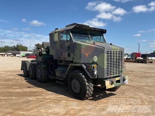 Oshkosh M1070 Евакуатори
