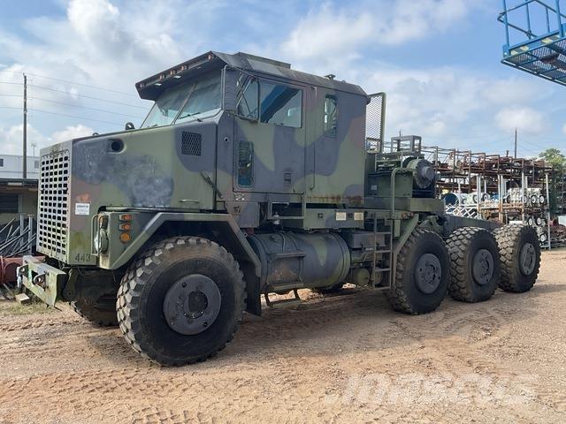 Oshkosh M1070 Евакуатори