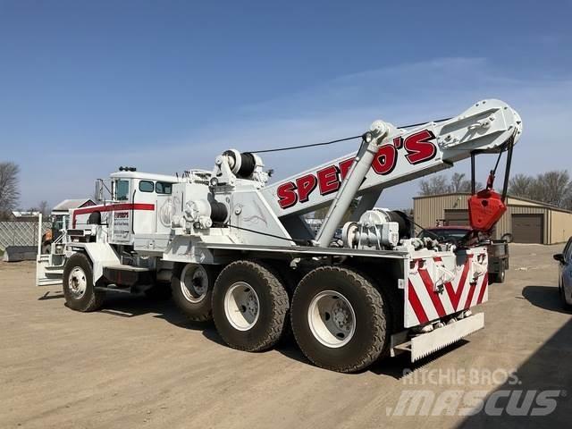 Oshkosh M911 Евакуатори