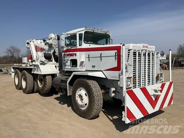 Oshkosh M911 Евакуатори