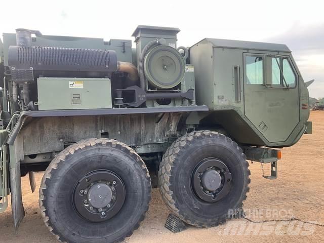Oshkosh MKR18 Вантажівки / спеціальні