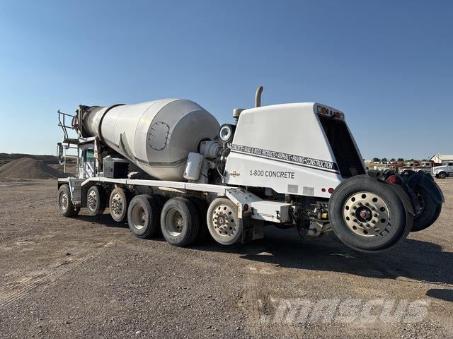 Oshkosh S-2146 Вантажівки / спеціальні