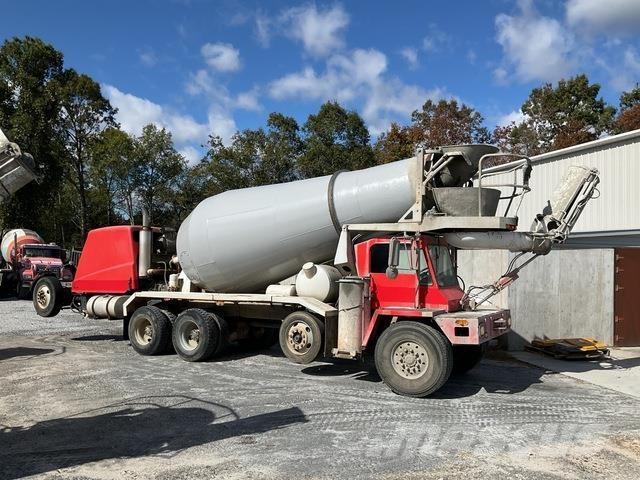 Oshkosh S-2146 Вантажівки / спеціальні