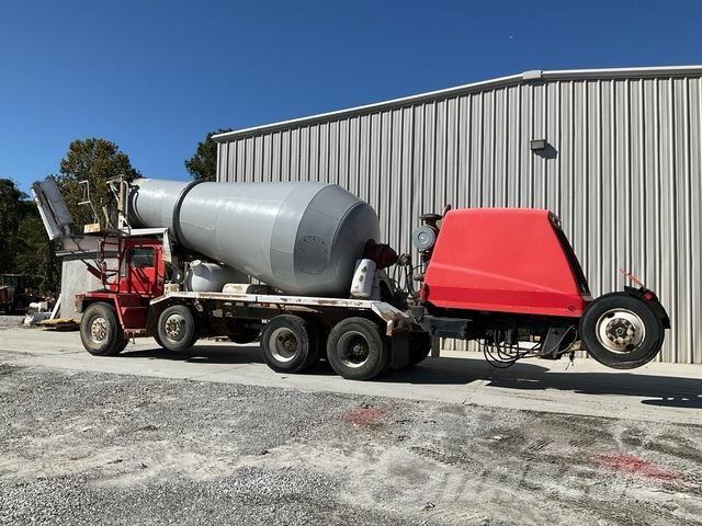 Oshkosh S-2146 Вантажівки / спеціальні