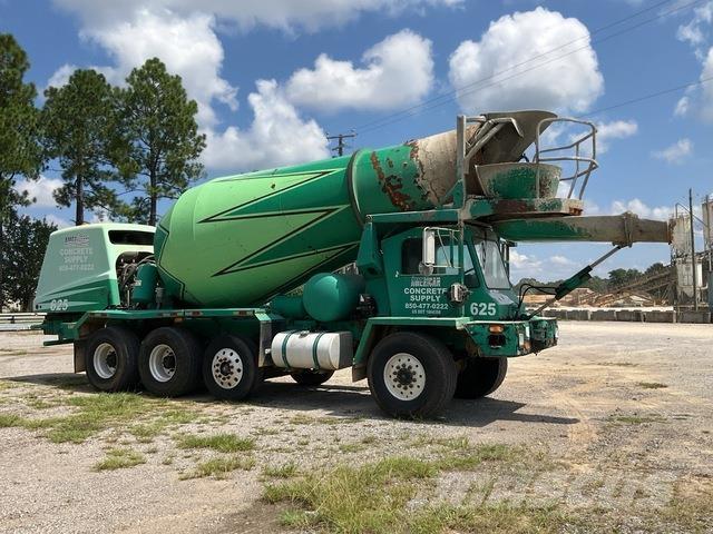 Oshkosh S-2346 Вантажівки / спеціальні