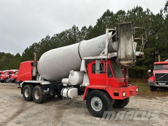 Oshkosh S-2346 Вантажівки / спеціальні