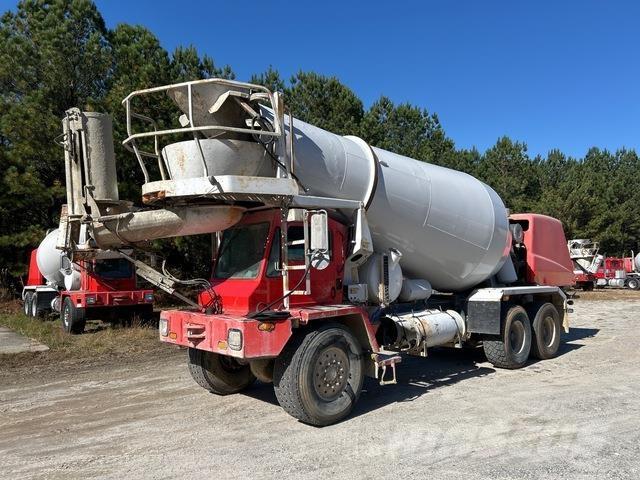 Oshkosh S-2346 Вантажівки / спеціальні