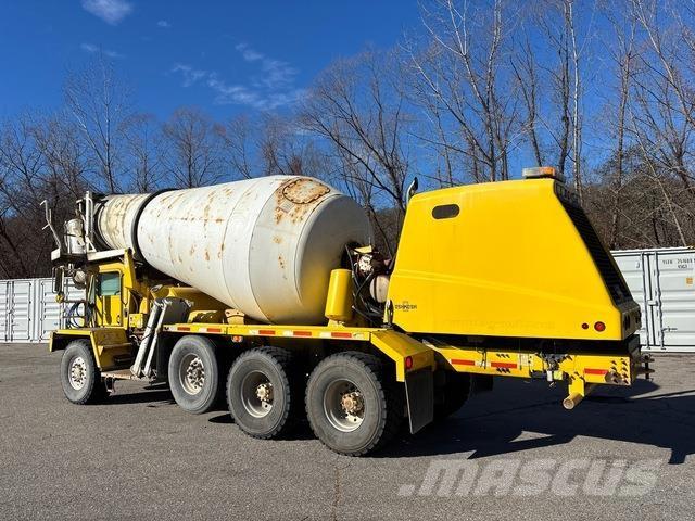 Oshkosh S-2346 Вантажівки / спеціальні