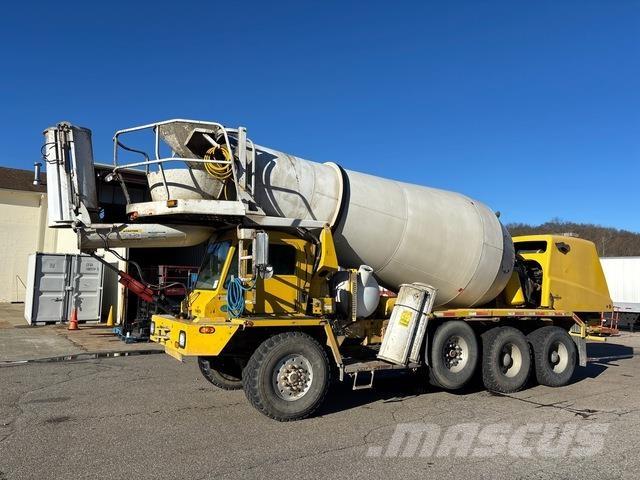 Oshkosh S-2346 Вантажівки / спеціальні