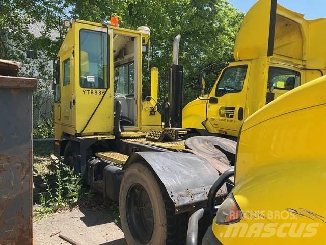 Ottawa 30 Термінальні трактори