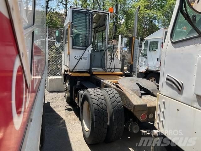 Ottawa Kalmar Термінальні трактори