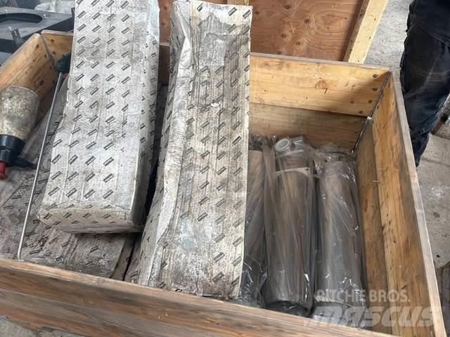 Parker  Транспорт - Інші