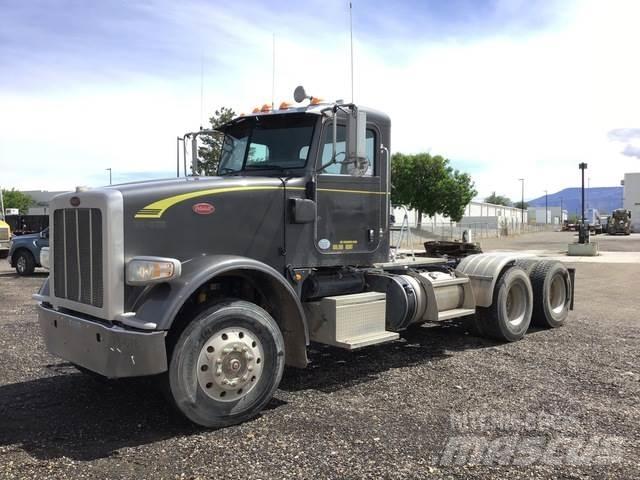 Peterbilt  Тягачі