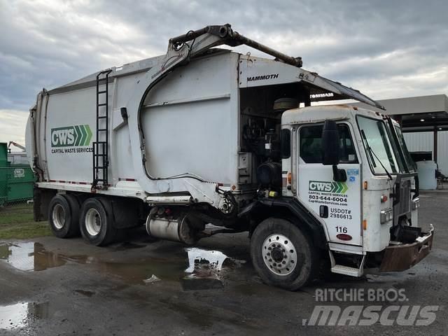 Peterbilt 320 Сміттєвози