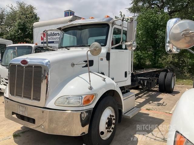 Peterbilt 337 Вантажівки / спеціальні