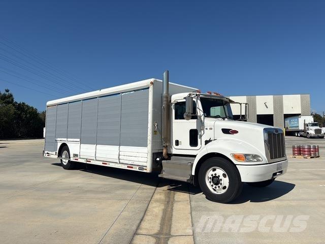 Peterbilt 337 Вантажівки для доставки напоїв
