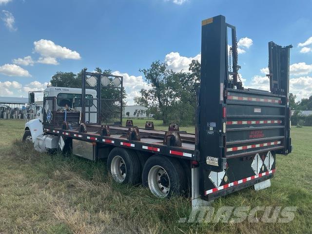 Peterbilt 348 Вантажівки-платформи/бокове розвантаження