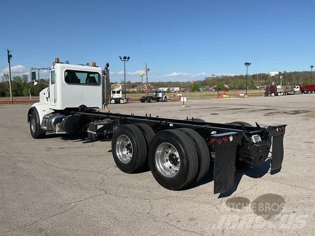 Peterbilt 365 Кабіни