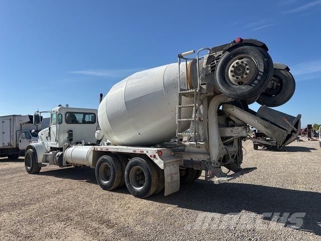 Peterbilt 365 Вантажівки / спеціальні