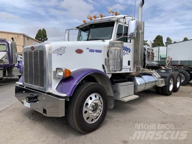 Peterbilt 367 Тягачі