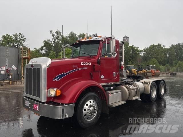 Peterbilt 367 Тягачі