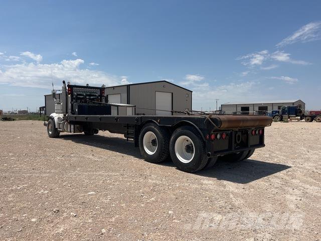 Peterbilt 367 Вантажівки-платформи/бокове розвантаження