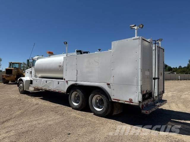 Peterbilt 375 Вантажівки-цистерни