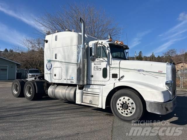 Peterbilt 377 Тягачі