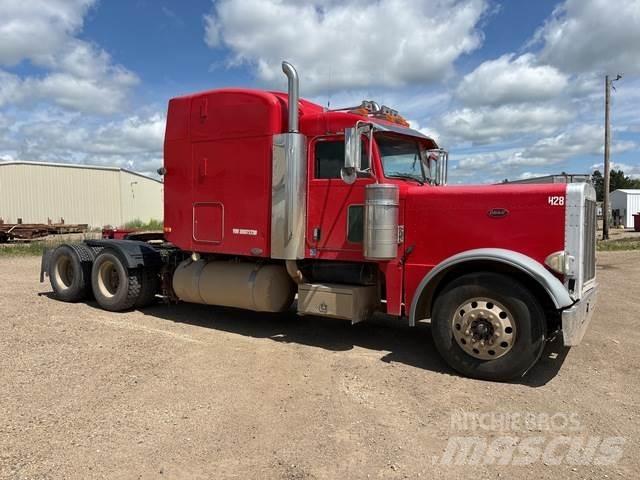 Peterbilt 379 Тягачі