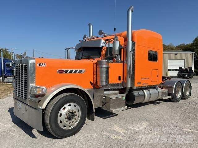 Peterbilt 379 Тягачі