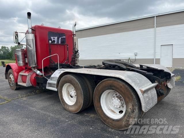 Peterbilt 379 Тягачі