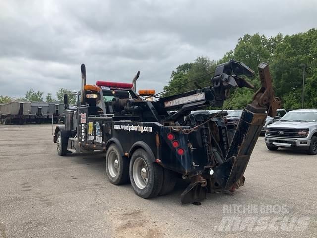 Peterbilt 379 Евакуатори