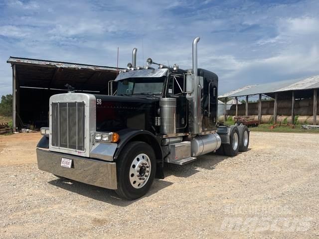 Peterbilt 379 Тягачі