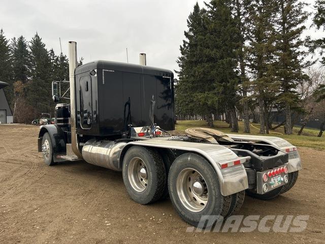 Peterbilt 379 Тягачі