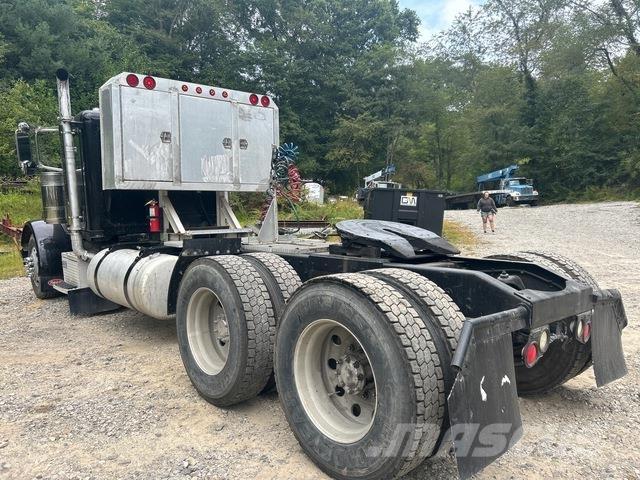 Peterbilt 379 Тягачі