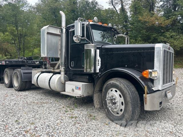 Peterbilt 379 Тягачі