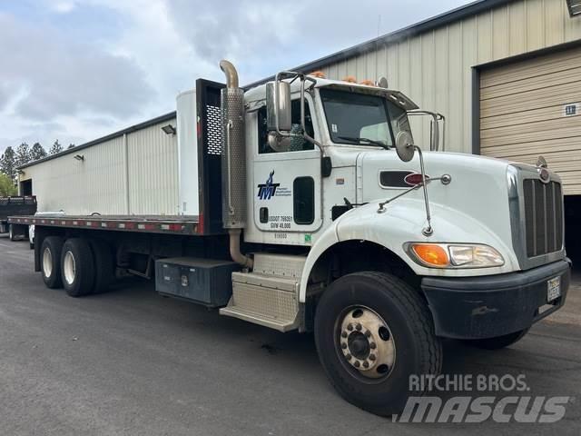 Peterbilt 382 Вантажівки-платформи/бокове розвантаження