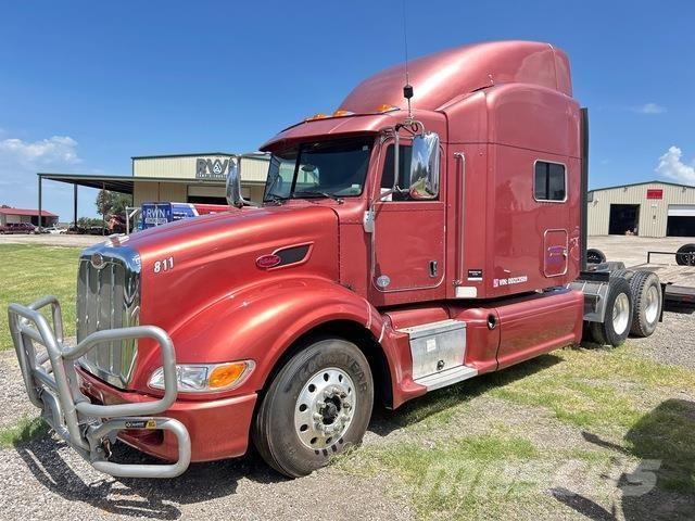 Peterbilt 386 Тягачі