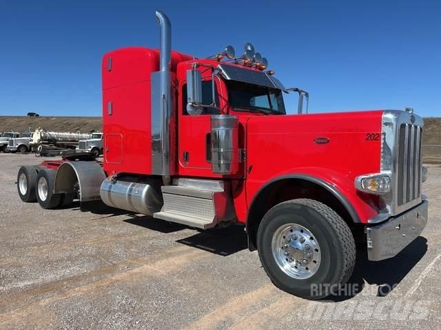 Peterbilt 389 Тягачі
