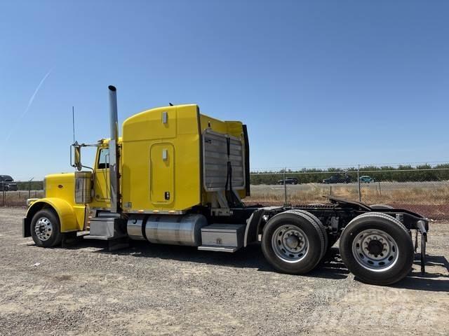 Peterbilt 389 Тягачі