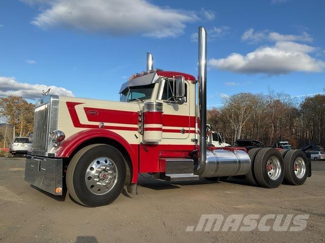 Peterbilt 389 Тягачі
