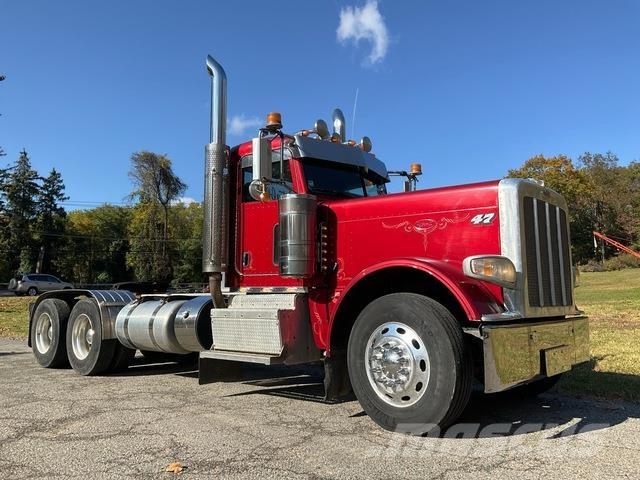 Peterbilt 389 Тягачі