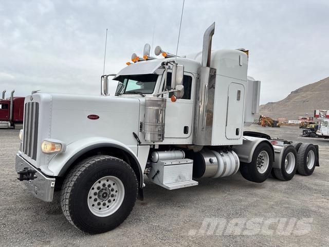 Peterbilt 389 Тягачі