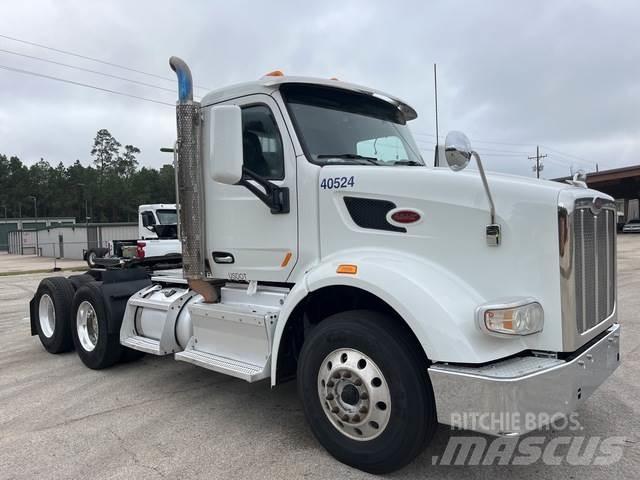 Peterbilt 567 Тягачі