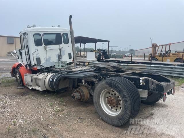 Peterbilt 567 Тягачі