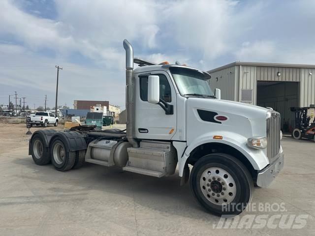 Peterbilt 567 Тягачі