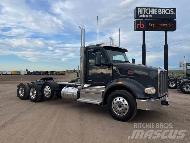 Peterbilt 567 Тягачі