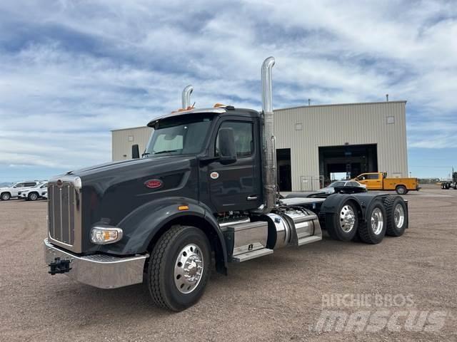 Peterbilt 567 Тягачі