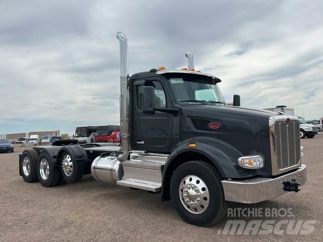 Peterbilt 567 Тягачі