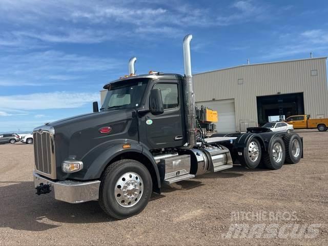 Peterbilt 567 Тягачі